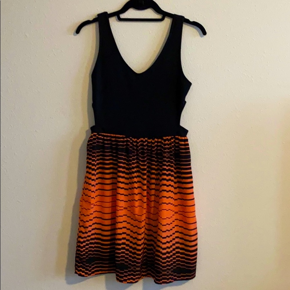 Pinkish/red patterned dress